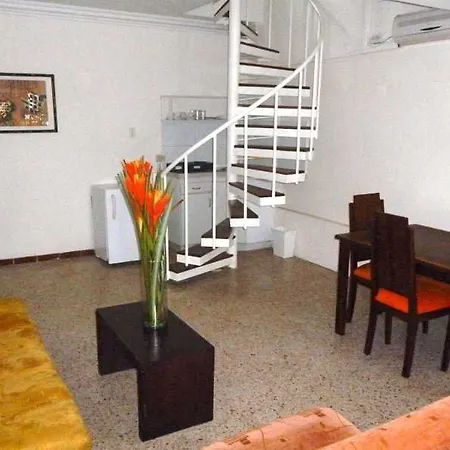 Tom Apartahotel 3*