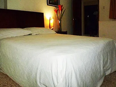 Aparthotel Tom 3*